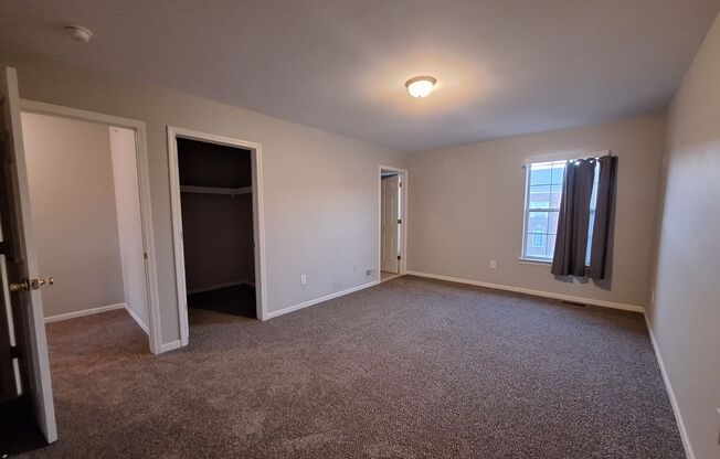 2 beds, 2.5 baths, $1,999