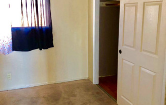 1263 S ARLINGTON