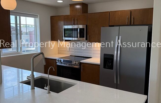 10734 NE Holly Street Unit #308