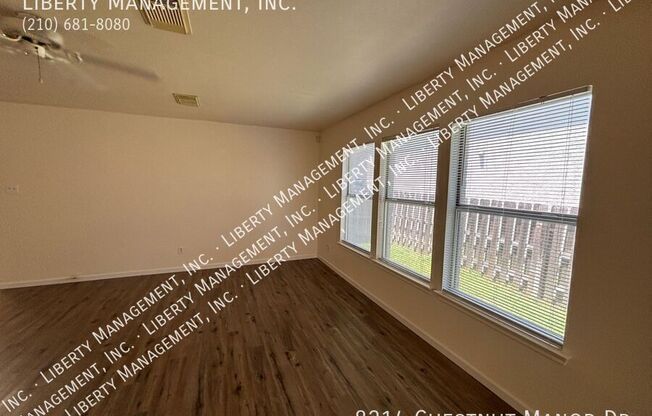 8214 CHESTNUT MNR DR