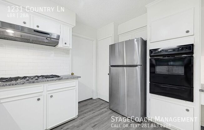 1231 COUNTRY LN