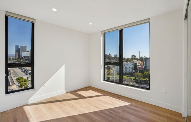 2 beds, 2 baths, 854 sqft, $4,095