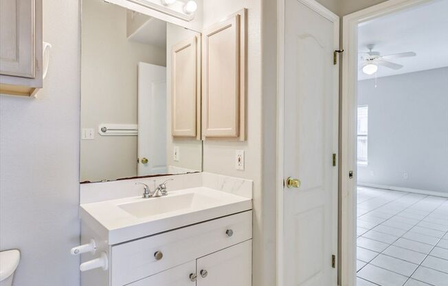2 beds, 2 baths, $1,395