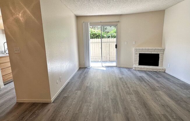 2 beds, 1 bath, 904 sqft, $1,650, Unit 114A