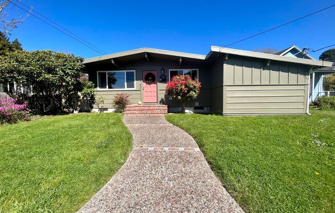 Mid-Century UPDATED! 3 bedroom, 1.5 bathroom home with a fully fenced backyard!