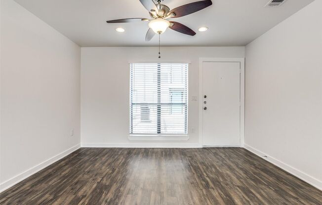 1 bed, 1 bath, 655 sqft, $1,285, Unit 111