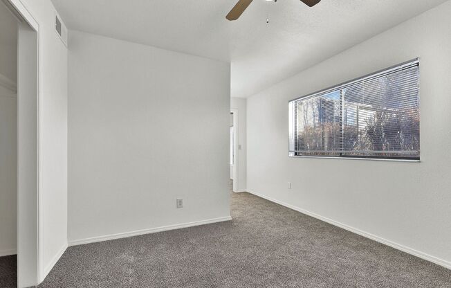 1 bed, 1 bath, 570 sqft, $1,250, Unit 1042-109