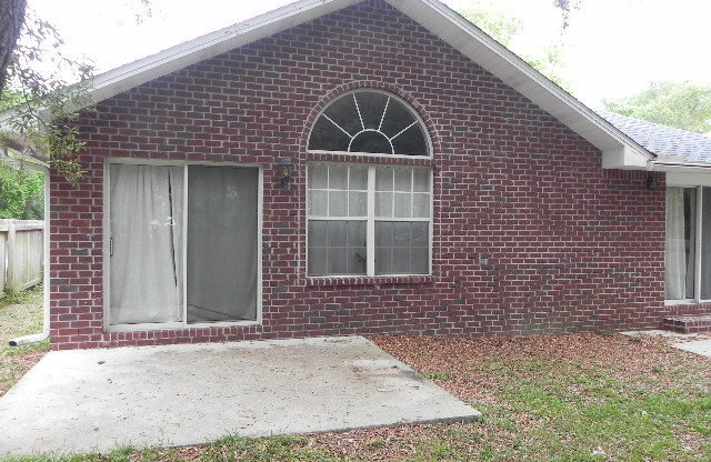 Nice 3BR/2BA - Convenient to NAS Pensacola