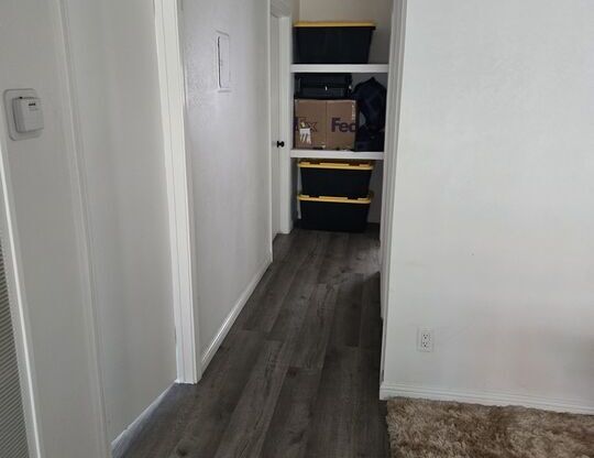 1 bed, 1 bath, $1,000, Unit 1