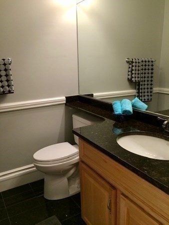 1 bed, 1 bath, 413 sqft, $3,000, Unit 7