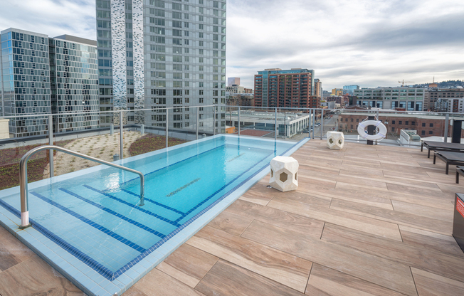 Rooftop deck with infinity spa