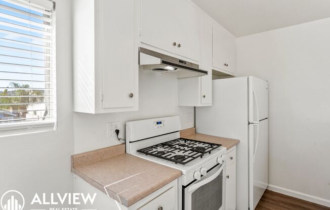 1 bed, 1 bath, 735 sqft, $2,200, Unit C