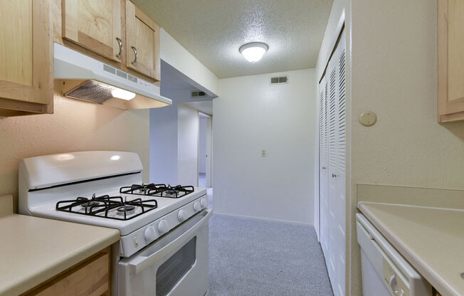 Adjacent Dining Area with Closet at Old Monterey Apartments in Springfield, MO