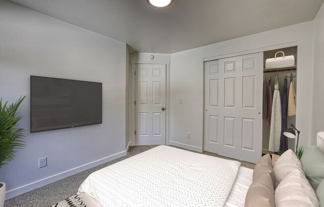 2 beds, 1 bath, 960 sqft, $1,525, Unit 7571-101