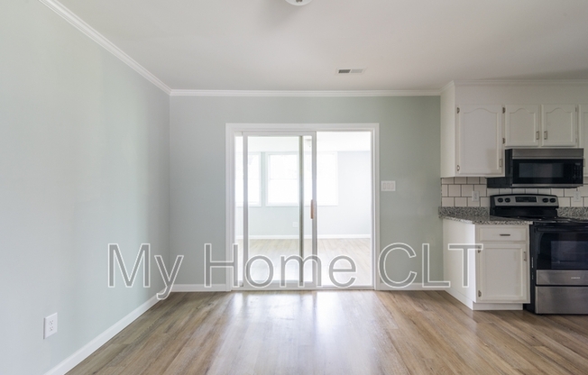 578 TRYON PL