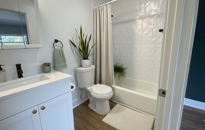 1 bed, 1.5 baths, 765 sqft, $2,160, Unit 1910 #H