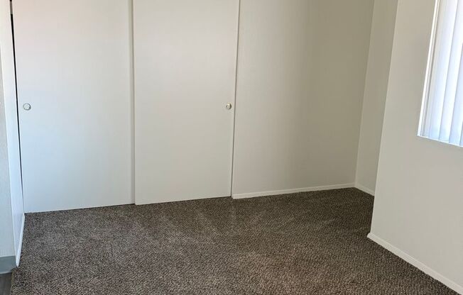 Studio, 1 bath, $1,000, Unit 16