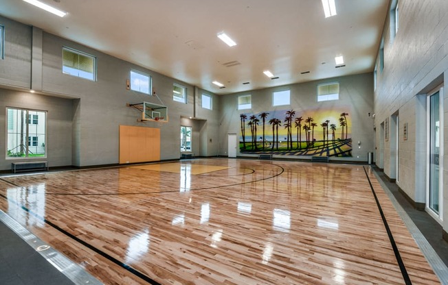 Basketball Court at Centre Pointe Apartments in Melbourne, FL