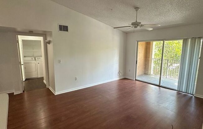 2 beds, 2 baths, 967 sqft, $2,100