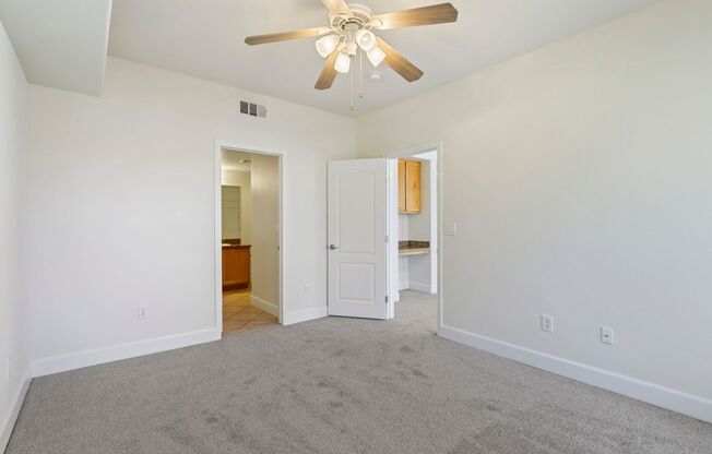 3 beds, 2 baths, 1,333 sqft, $2,550