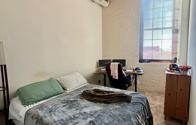 1 bed, 1 bath, 600 sqft, $1,629, Unit 332