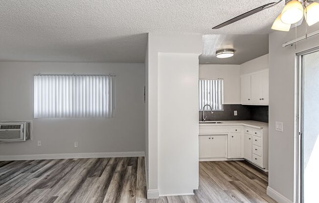 1 bed, 1 bath, 620 sqft, $2,095, Unit 10