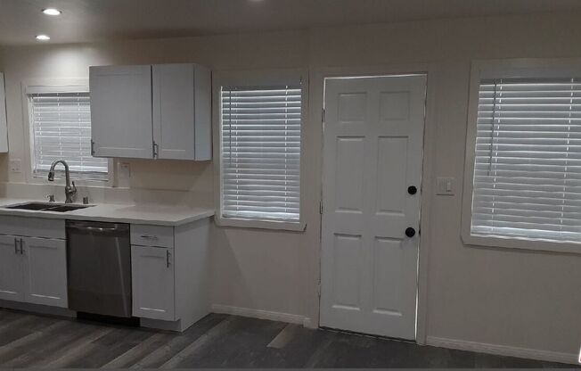 1 bed, 1 bath, 485 sqft, $2,150, Unit 3123 1/2