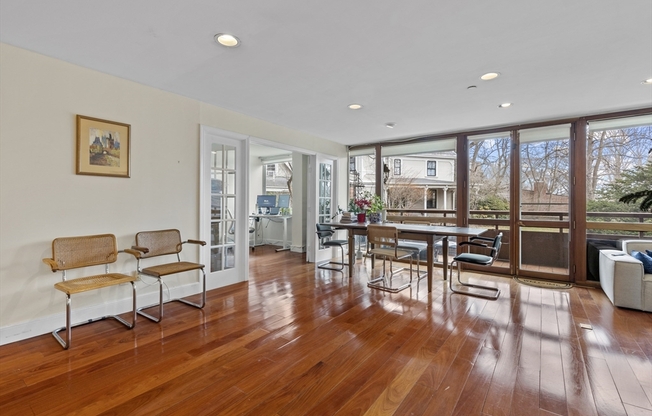 241 PERKINS ST