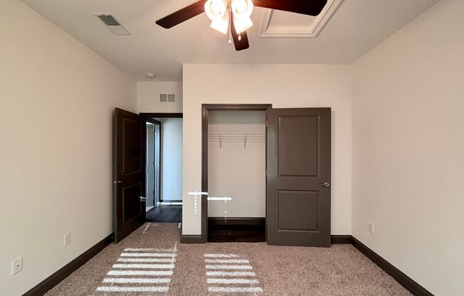 2 beds, 2 baths, 1,080 sqft, $1,075, Unit 123