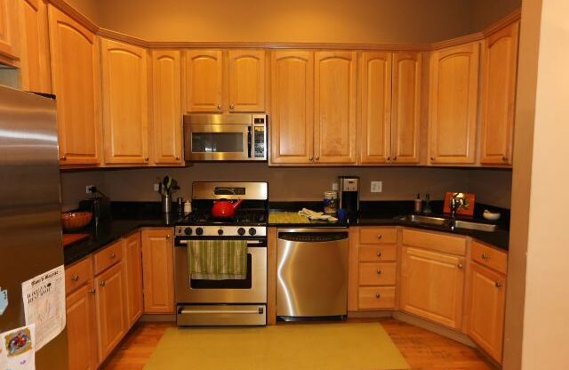 5349 Kenmore