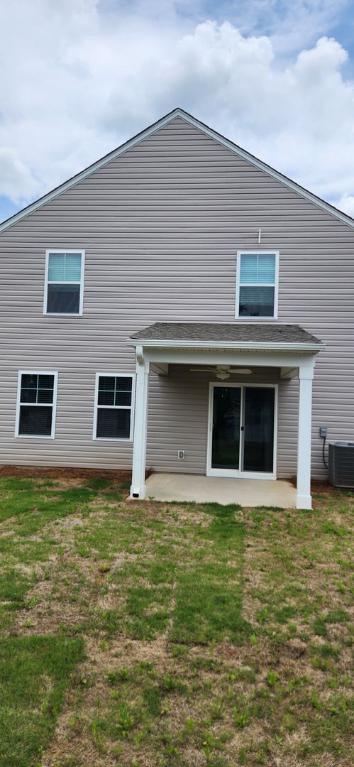 3 beds, 2.5 baths, $1,850