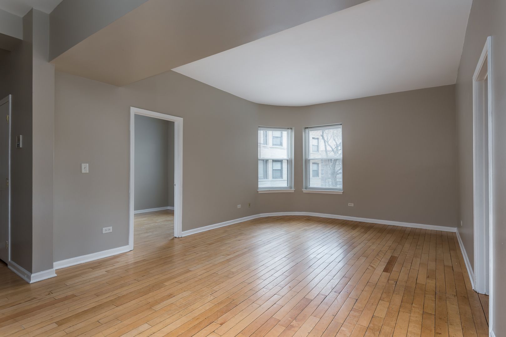 6034-6052 S Prairie Ave