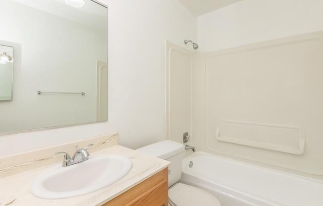 1 bed, 1 bath, 700 sqft, $1,375