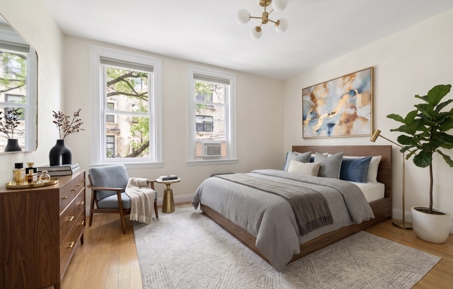 2 beds, 1 bath, $6,400, Unit 2I