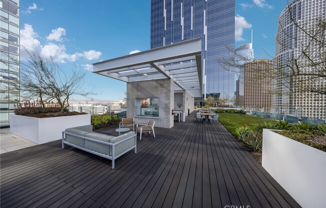 2 beds, 2 baths, 1,305 sqft, $5,150, Unit 2511