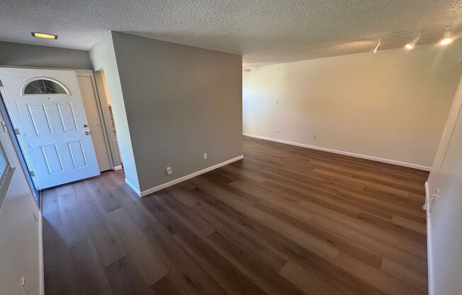 3 beds, 1.5 baths, 800 sqft, $2,195, Unit 805 #4