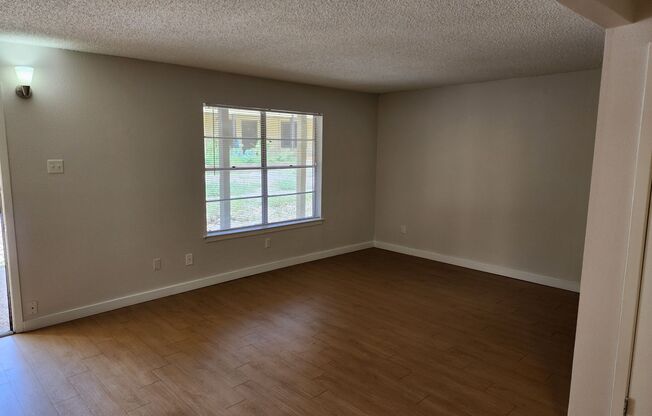 1 bed, 1 bath, 700 sqft, $1,054, Unit ELP2202-144