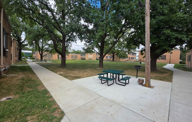 1 bed, 1 bath, 625 sqft, $785, Unit 9744G