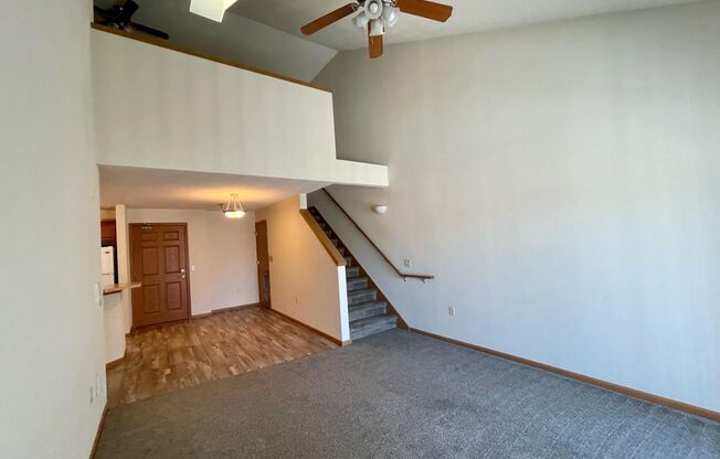1 bed, 2 baths, $1,600, Unit 871-207