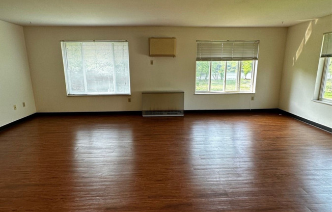 2 beds, 1 bath, 1,000 sqft, $1,050, Unit TE218X-238