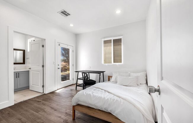 Soho Partners 1235