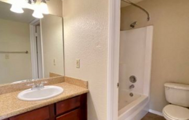 1 bed, 1 bath, $1,350