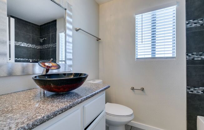 Charming 3-Bedroom Home in N Las Vegas