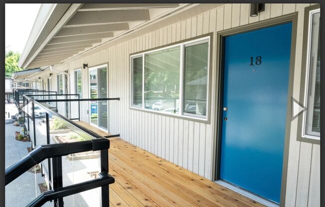 2 beds, 1 bath, 679 sqft, $2,150, Unit 56-6
