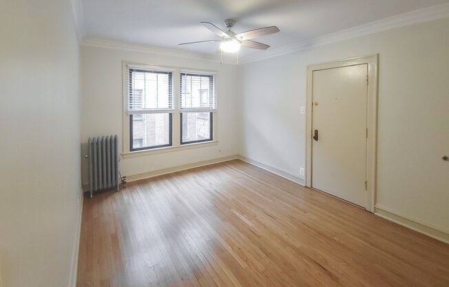 1 bed, 1 bath, 590 sqft, $1,675, Unit 5951P-1W