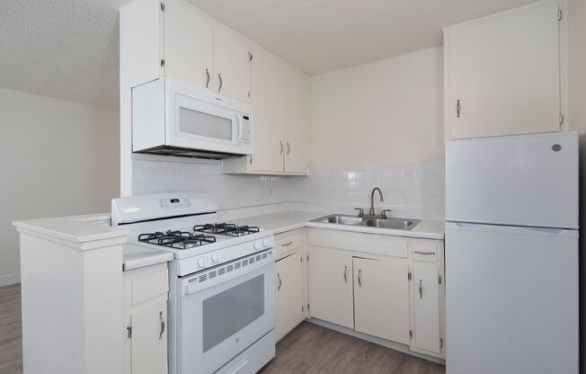 1 bed, 1 bath, $1,895, Unit 03