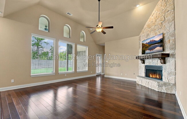 4 beds, 3.5 baths, 3,468 sqft, $3,195