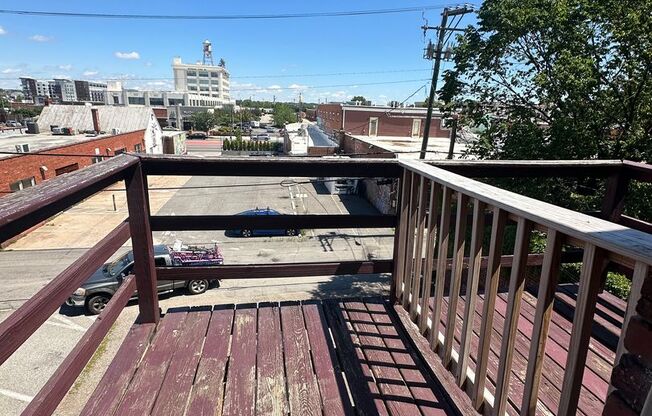 1 bed, 1 bath, $1,150, Unit Apt. 11