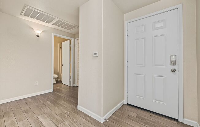 Beautifully upgraded 1-Bedroom condo in Gated Skye Canyon Community!