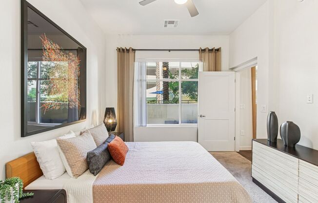 2 beds, 2 baths, 1,038 sqft, $2,080